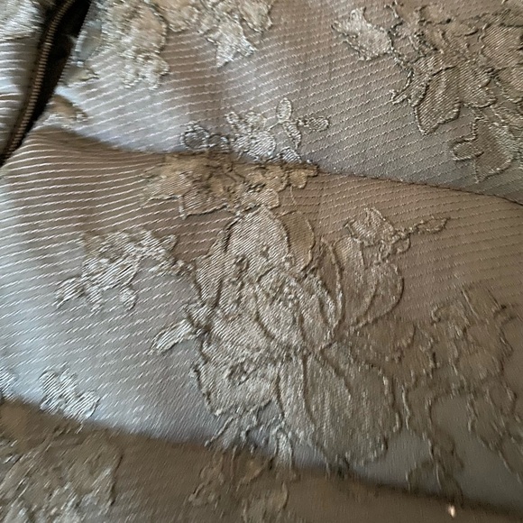 Vera Wang Black Puffer Coat with Removable Faux Fur Collar Brocade pattern Sz L - Picture 15 of 15